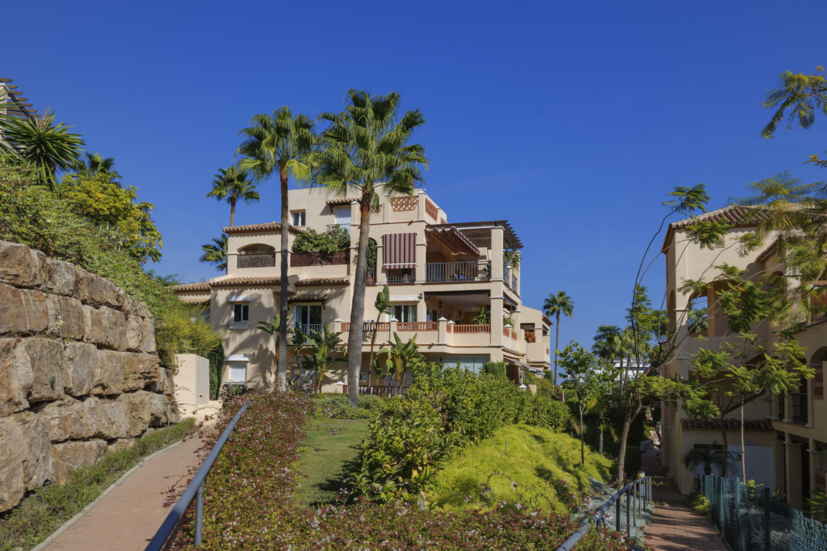 Appartement te koop in Estepona | 2 slaapkamers H5506669