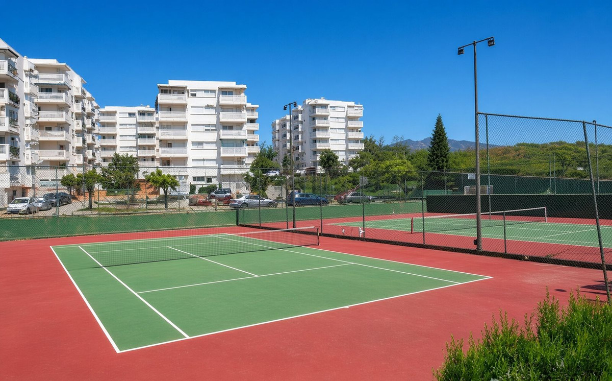 Appartement te koop in Estepona | 3 slaapkamers H5506963