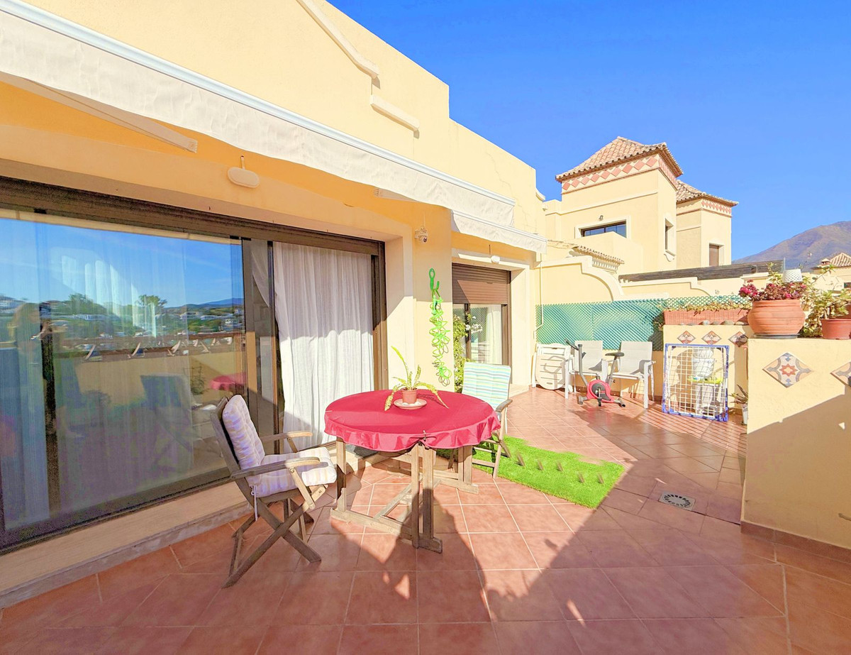 Penthouse te koop in Estepona | 2 slaapkamers H5507089