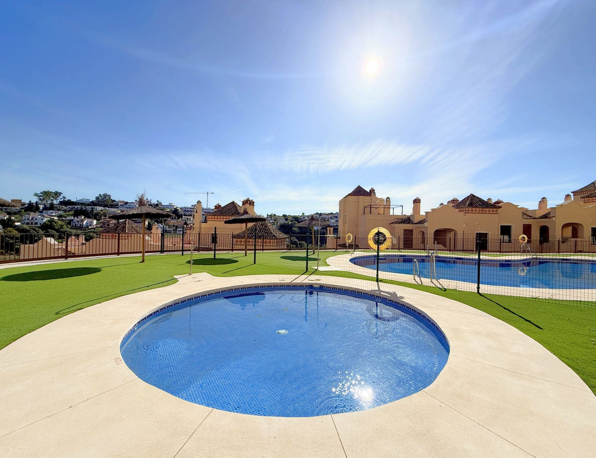 Penthouse te koop in Estepona | 2 slaapkamers H5507089