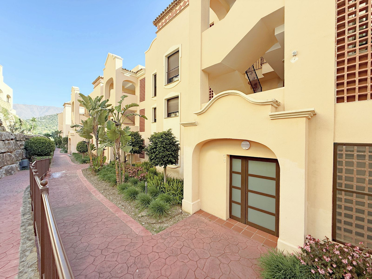Penthouse te koop in Estepona | 2 slaapkamers H5507089