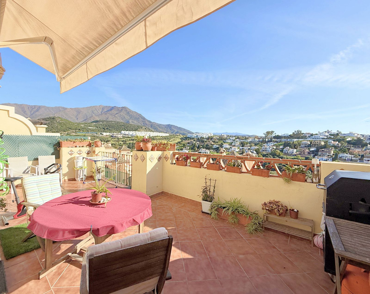 Penthouse te koop in Estepona | 2 slaapkamers H5507089