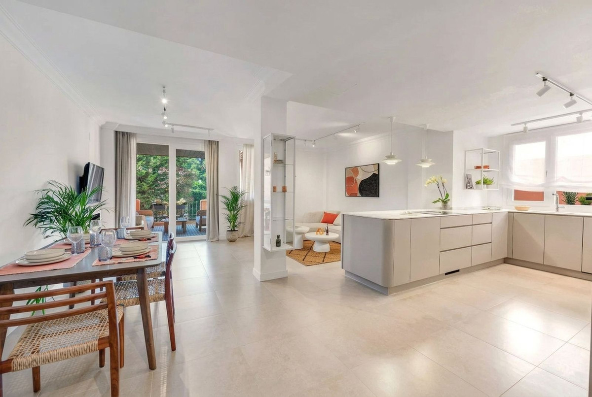 Appartement te koop in Estepona | 2 slaapkamers H5507116