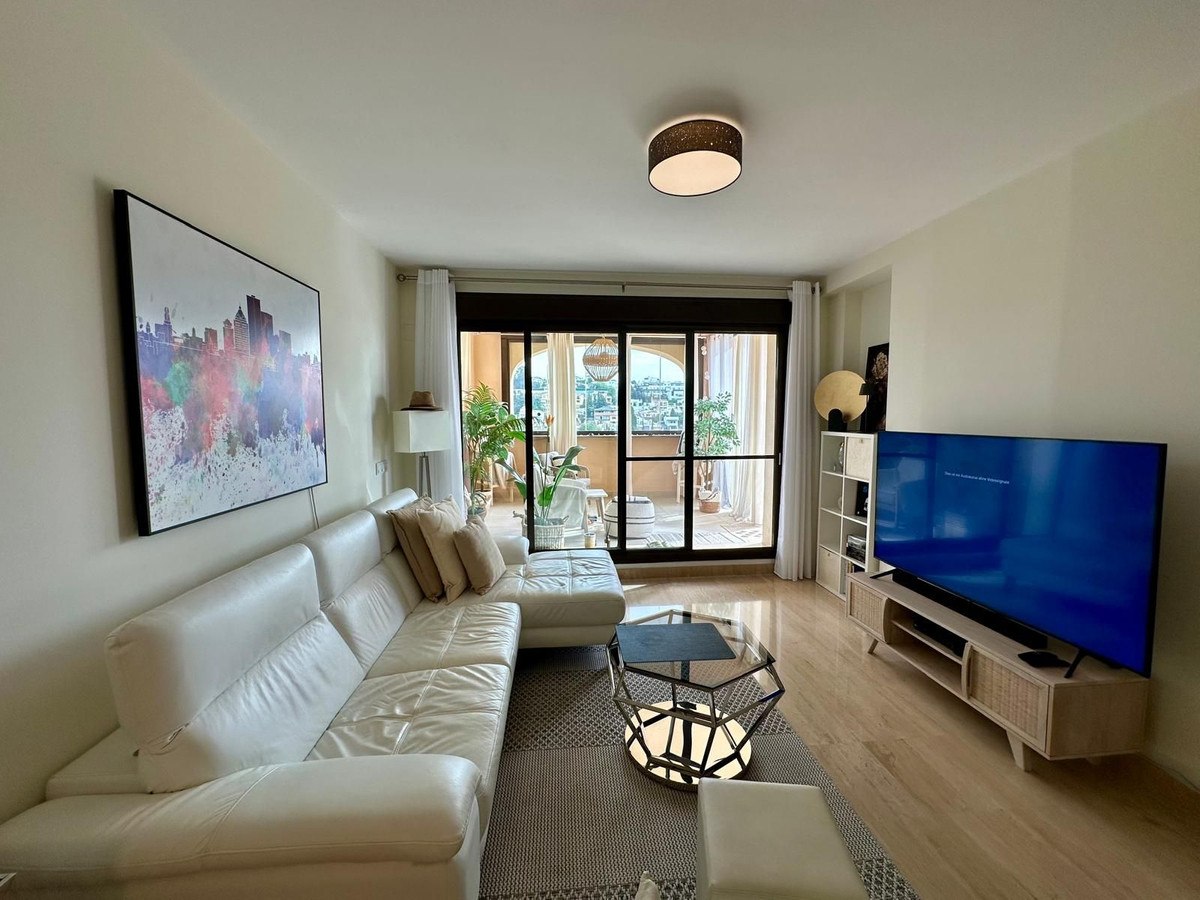 Penthouse te koop in Estepona | 2 slaapkamers H5507314