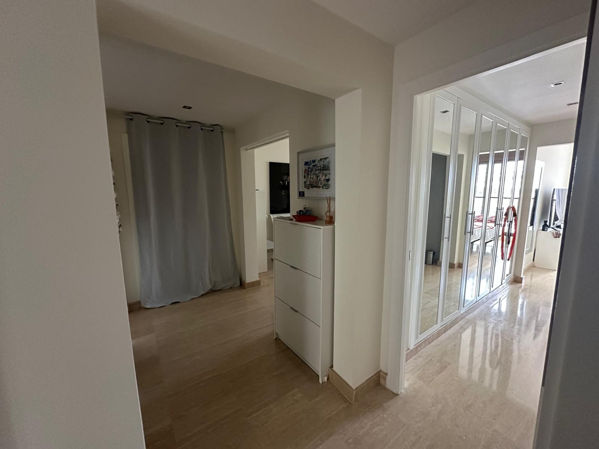 Penthouse te koop in Estepona | 2 slaapkamers H5507314