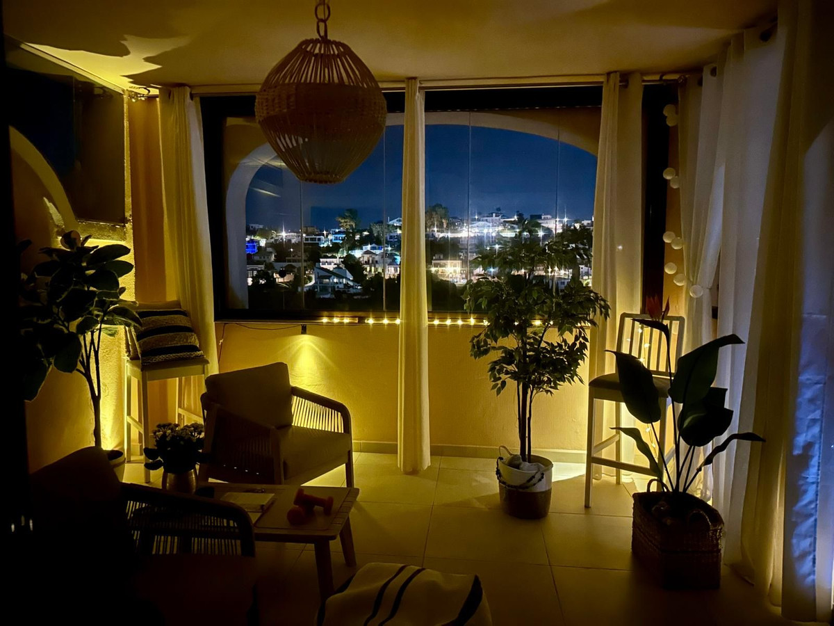 Penthouse te koop in Estepona | 2 slaapkamers H5507314