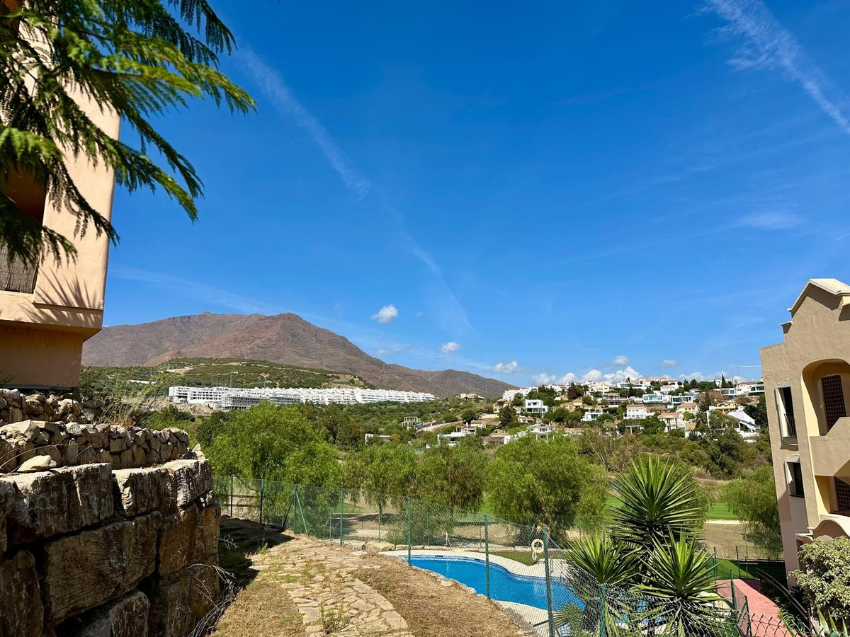 Penthouse te koop in Estepona | 2 slaapkamers H5507314