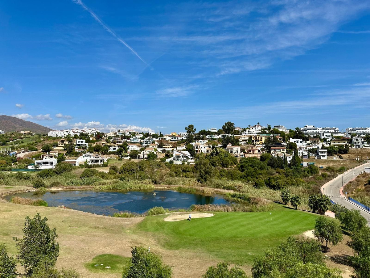 Penthouse te koop in Estepona | 2 slaapkamers H5507314