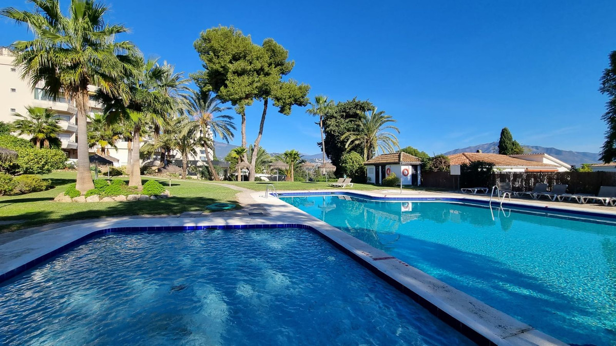 Appartement te koop in Estepona | 1 slaapkamers H5507899