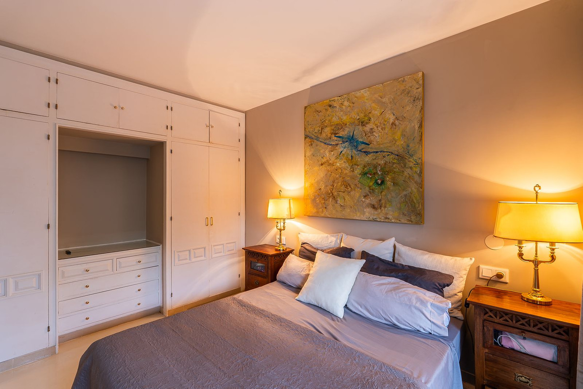 Appartement te koop in Estepona | 1 slaapkamers H5507899