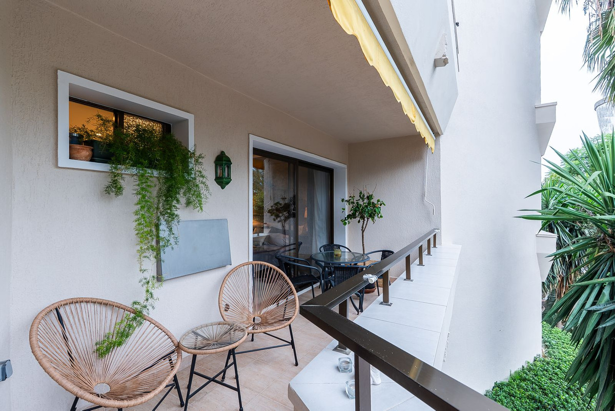 Appartement te koop in Estepona | 1 slaapkamers H5507899