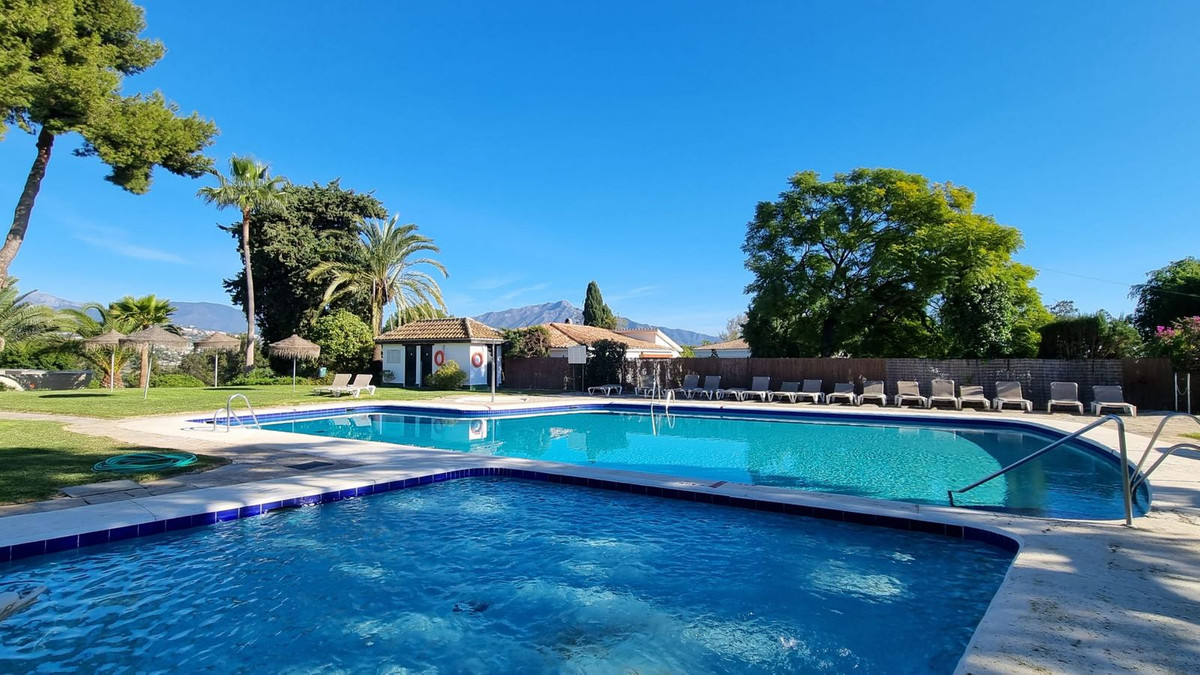 Appartement te koop in Estepona | 1 slaapkamers H5507899