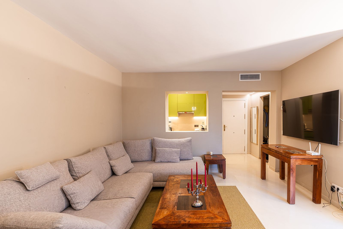 Appartement te koop in Estepona | 1 slaapkamers H5507899