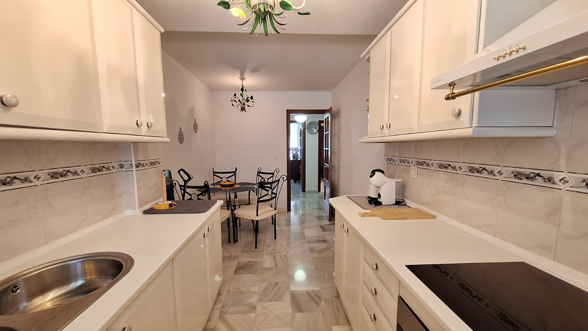 Appartement te koop in Estepona | 2 slaapkamers H5508772