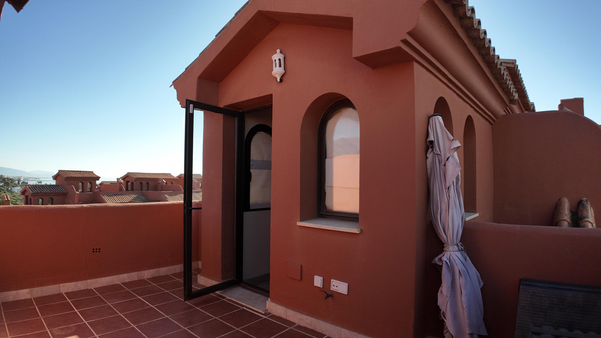 Appartement te koop in Estepona | 2 slaapkamers H5508946