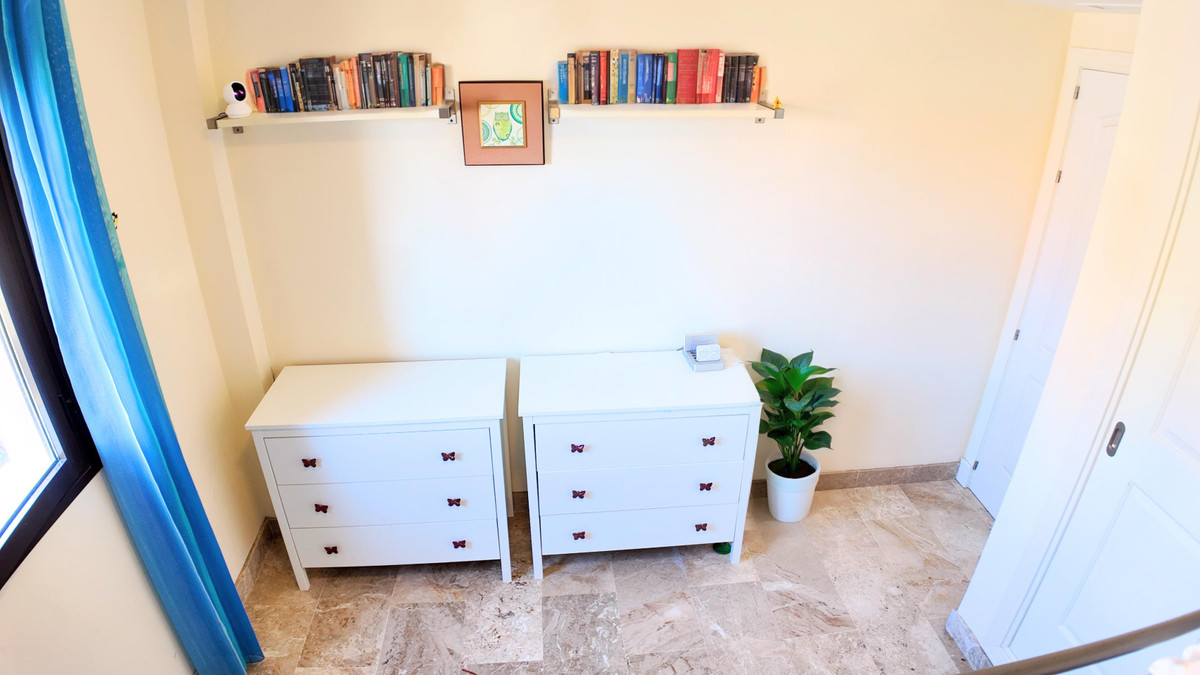 Appartement te koop in Estepona | 2 slaapkamers H5508946