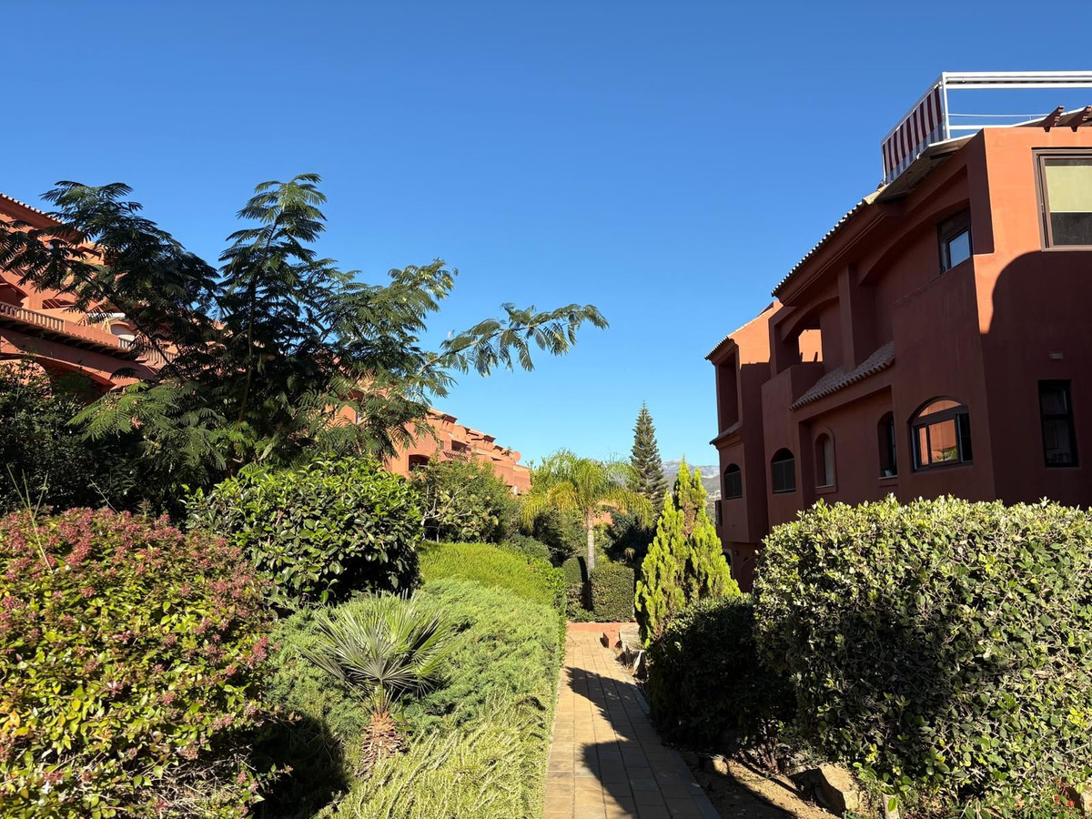 Appartement te koop in Estepona | 2 slaapkamers H5508946