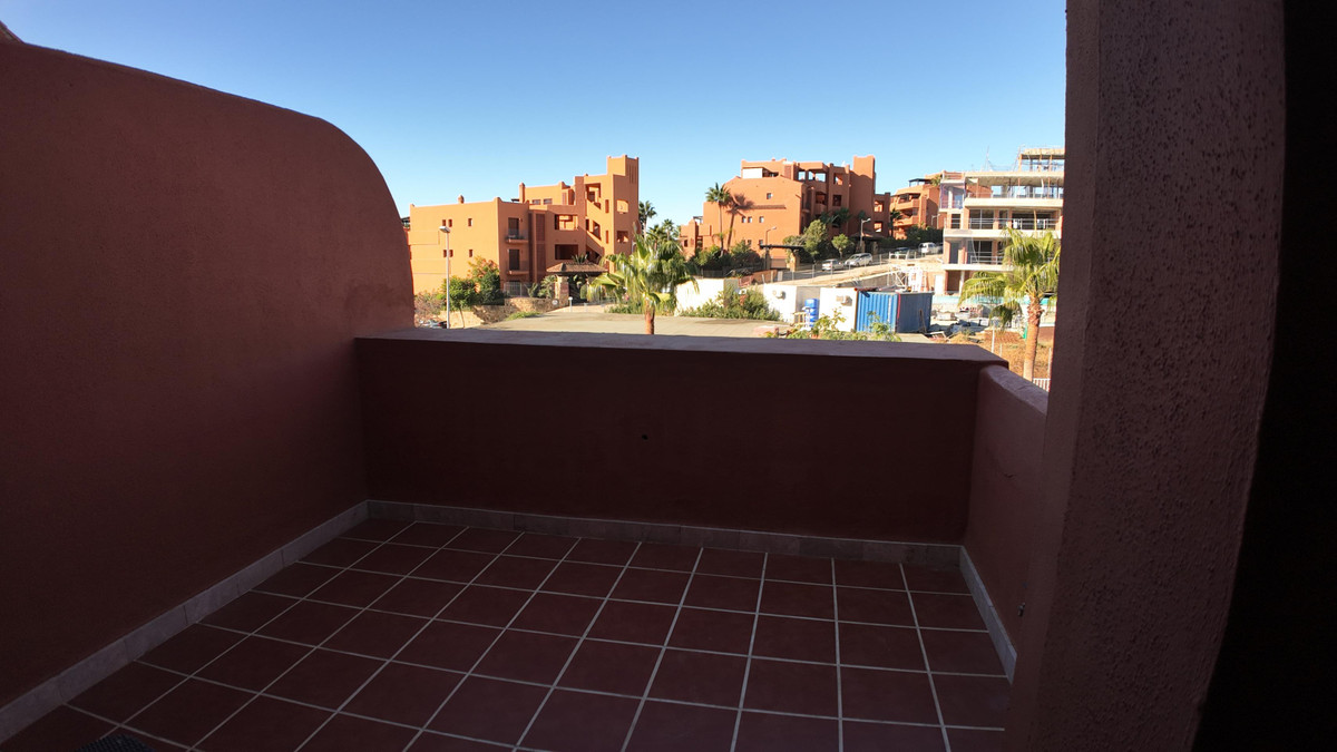 Appartement te koop in Estepona | 2 slaapkamers H5508946