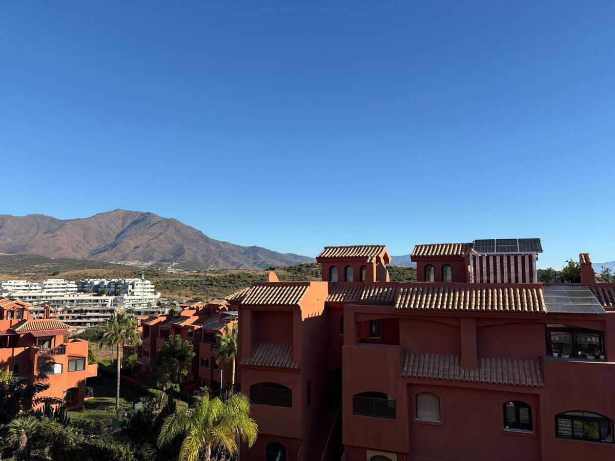Appartement te koop in Estepona | 2 slaapkamers H5508946