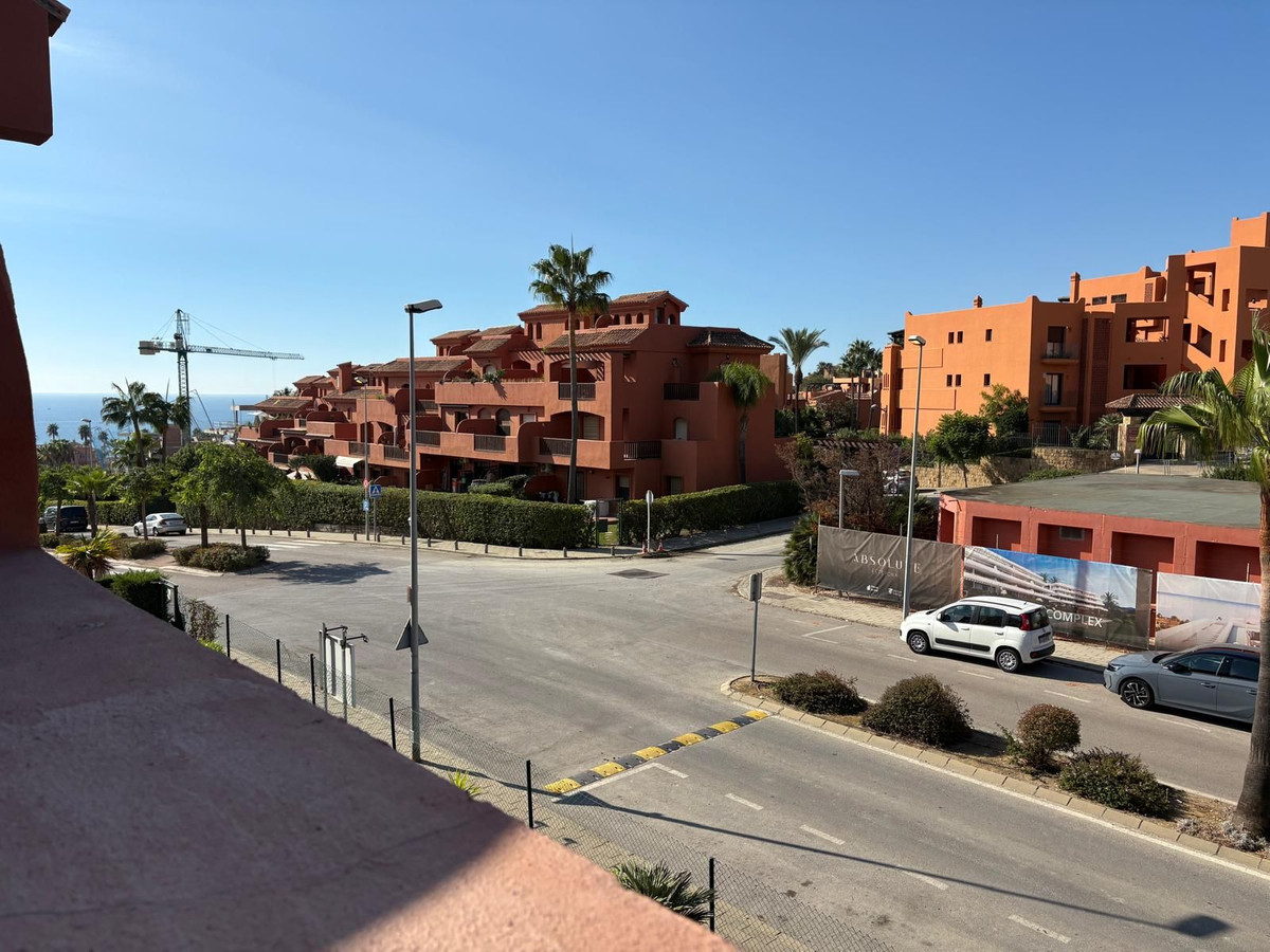 Appartement te koop in Estepona | 2 slaapkamers H5508946