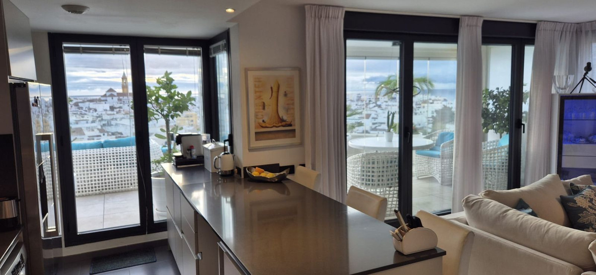 Penthouse te koop in Estepona | 3 slaapkamers H5510041