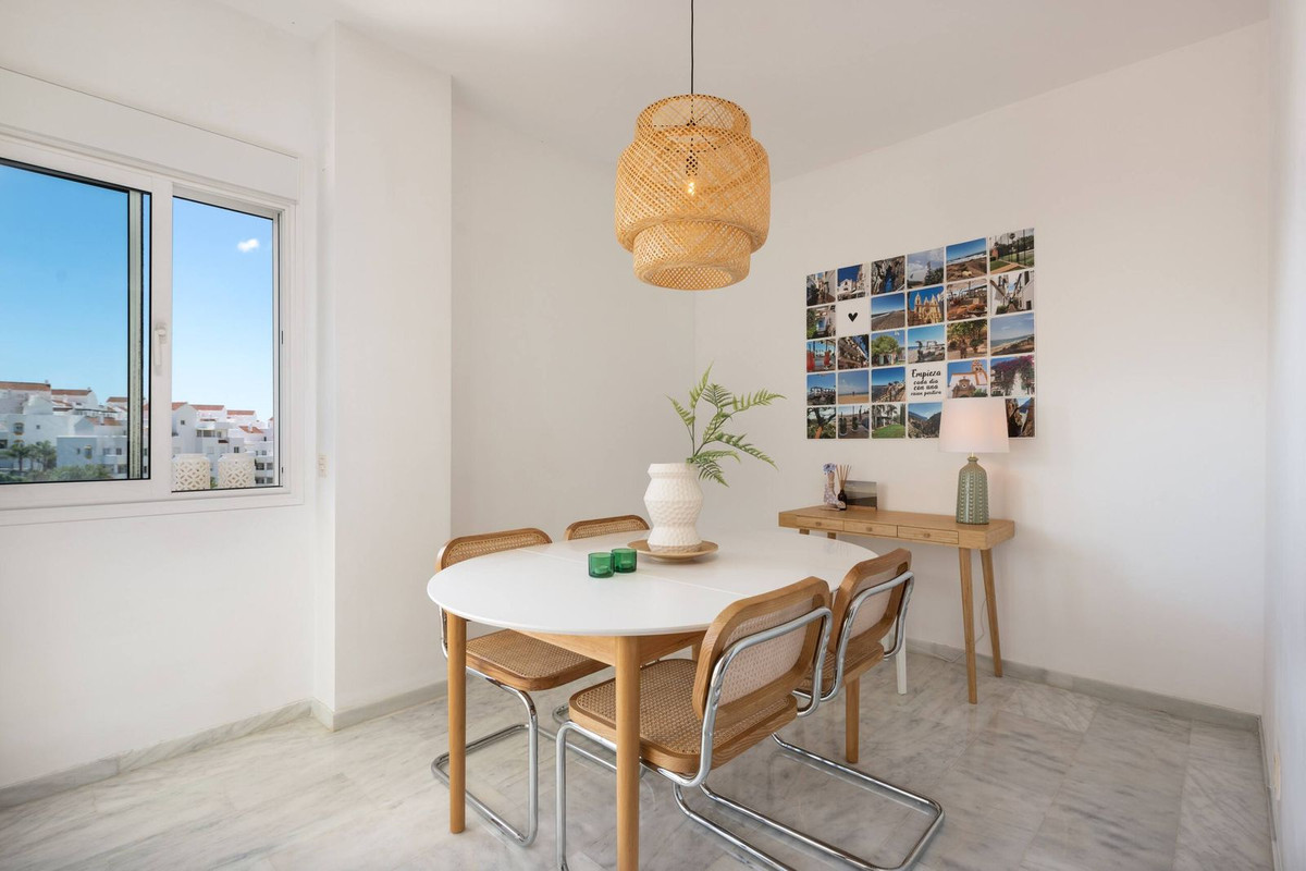 Appartement te koop in Estepona | 2 slaapkamers H5511202