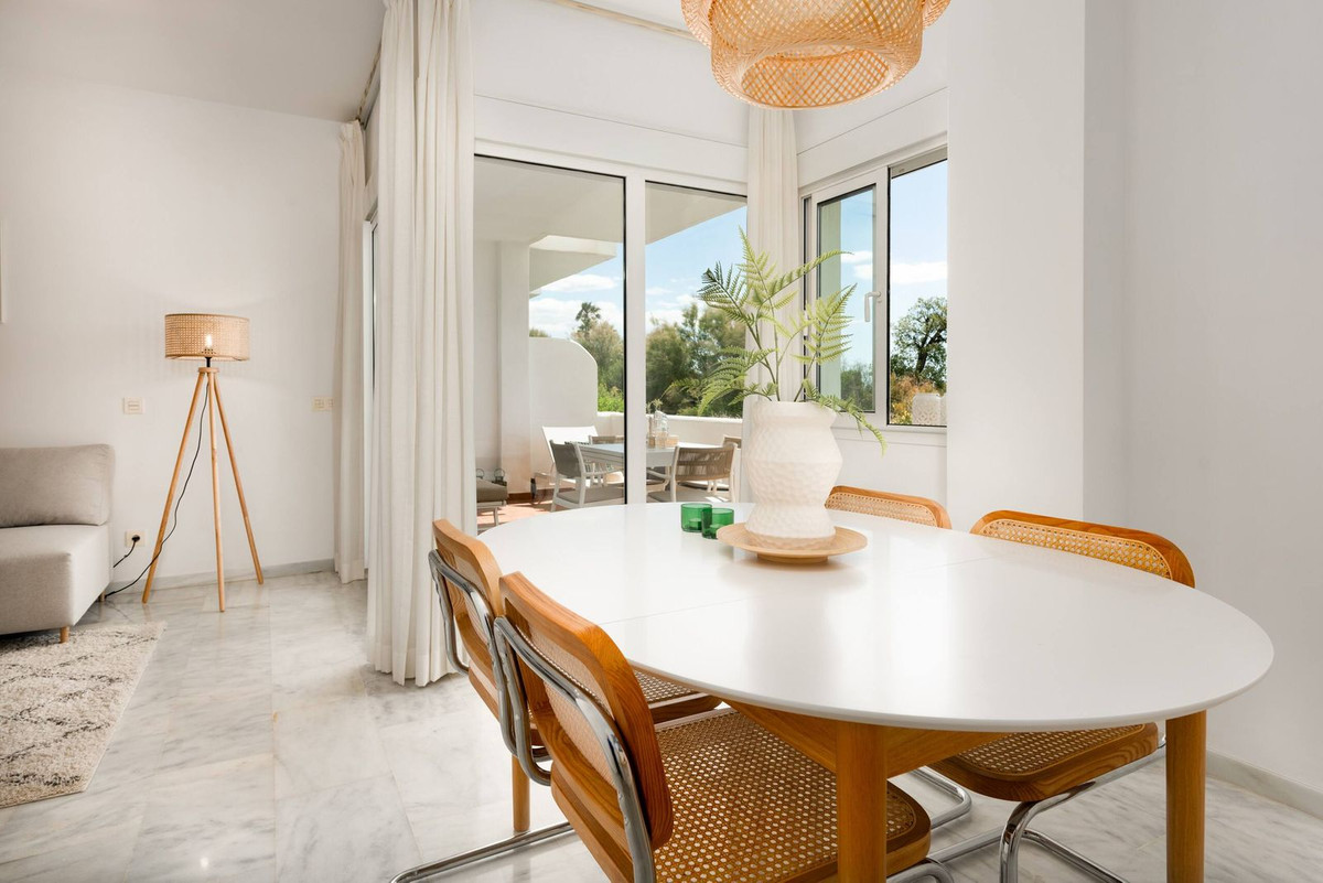 Appartement te koop in Estepona | 2 slaapkamers H5511202