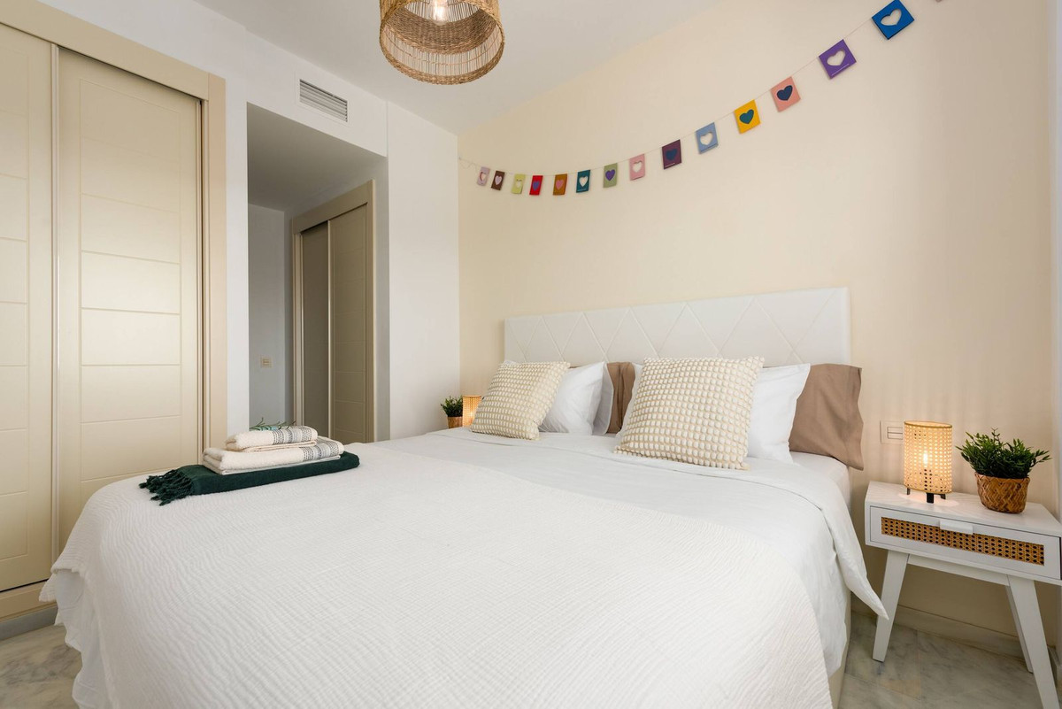 Appartement te koop in Estepona | 2 slaapkamers H5511202