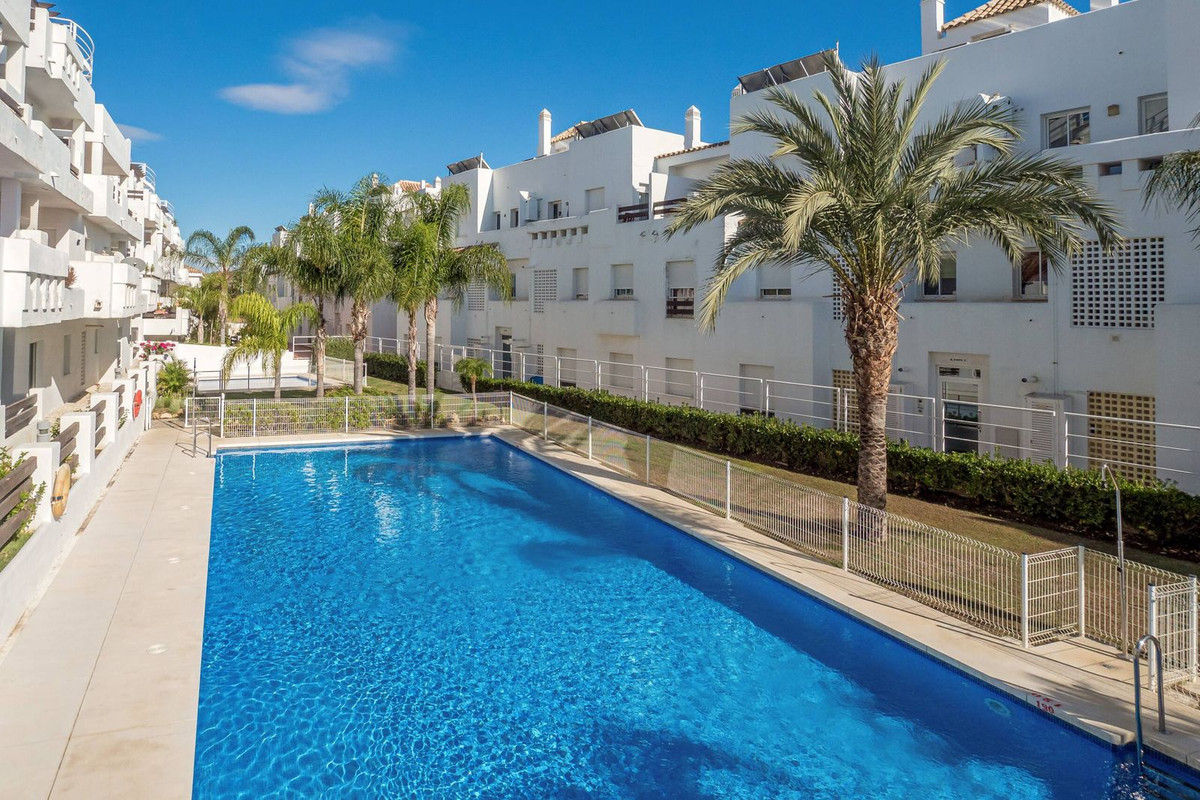 Appartement te koop in Estepona | 2 slaapkamers H5511202