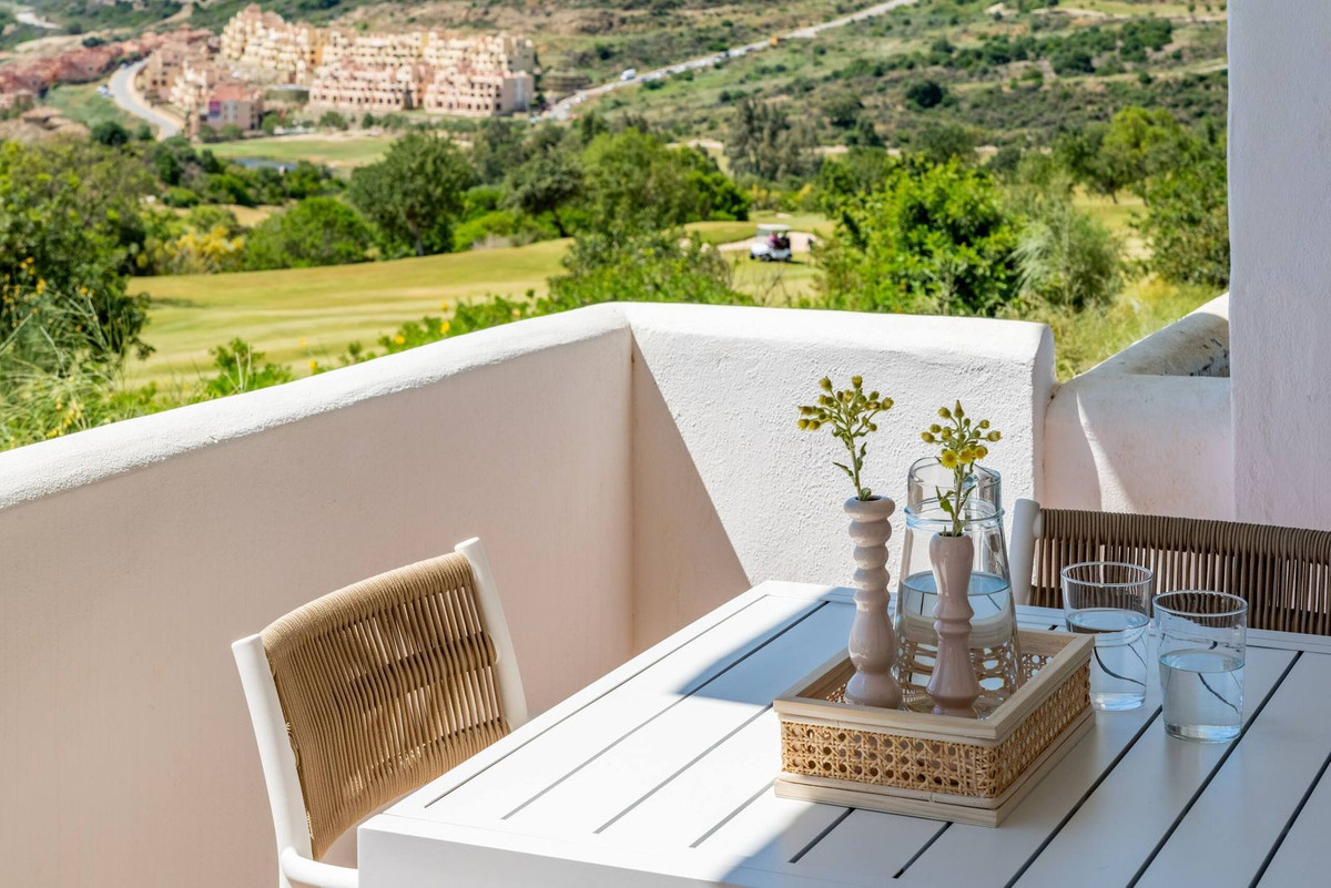 Appartement te koop in Estepona | 2 slaapkamers H5511202