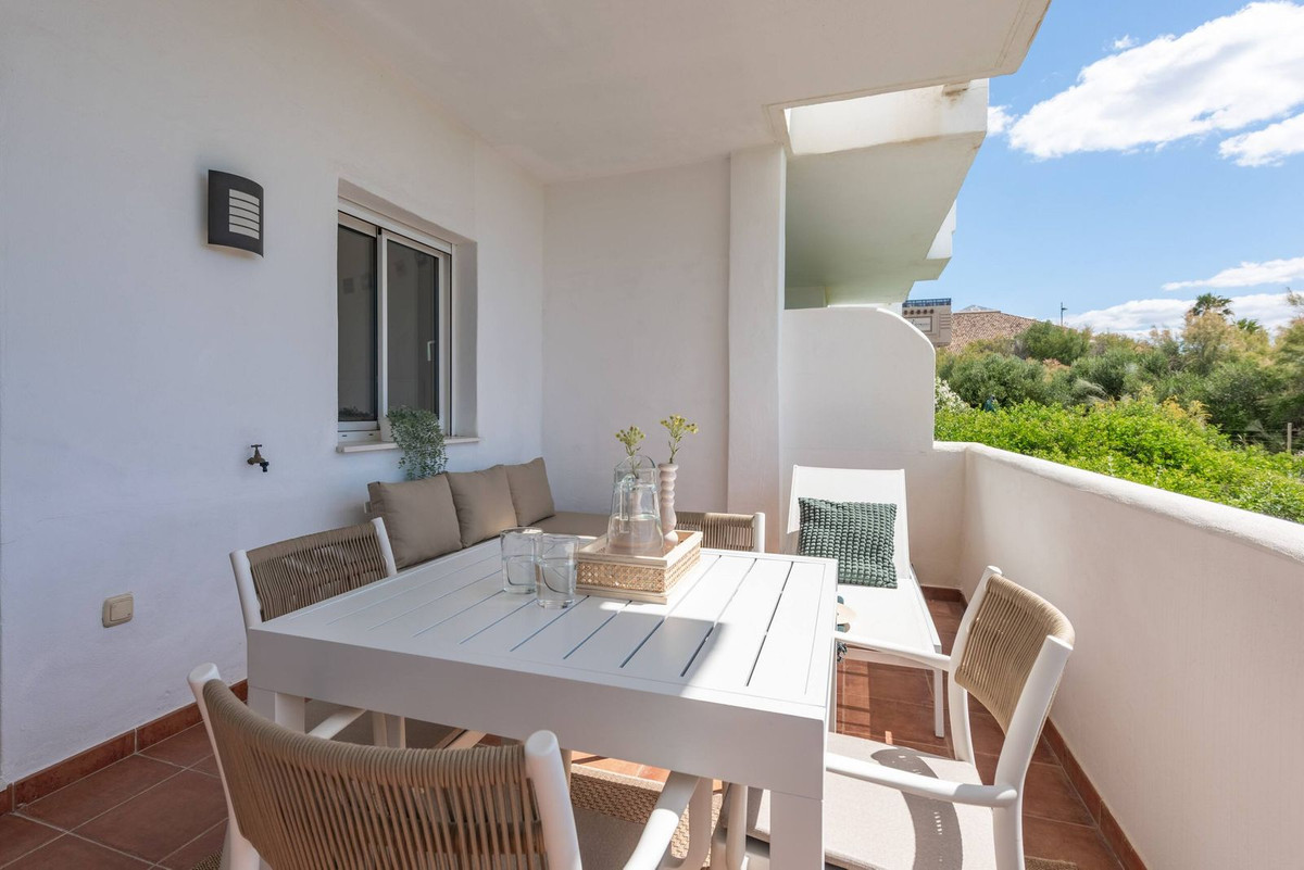 Appartement te koop in Estepona | 2 slaapkamers H5511202