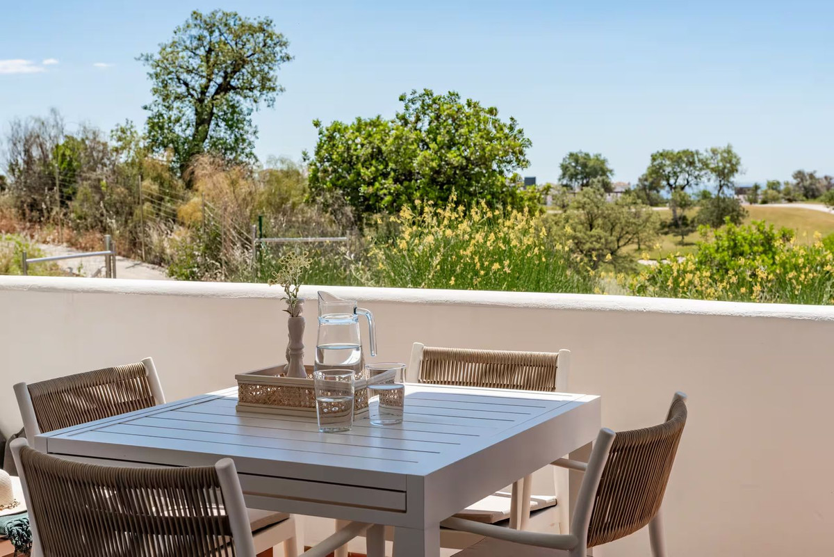 Appartement te koop in Estepona | 2 slaapkamers H5511202