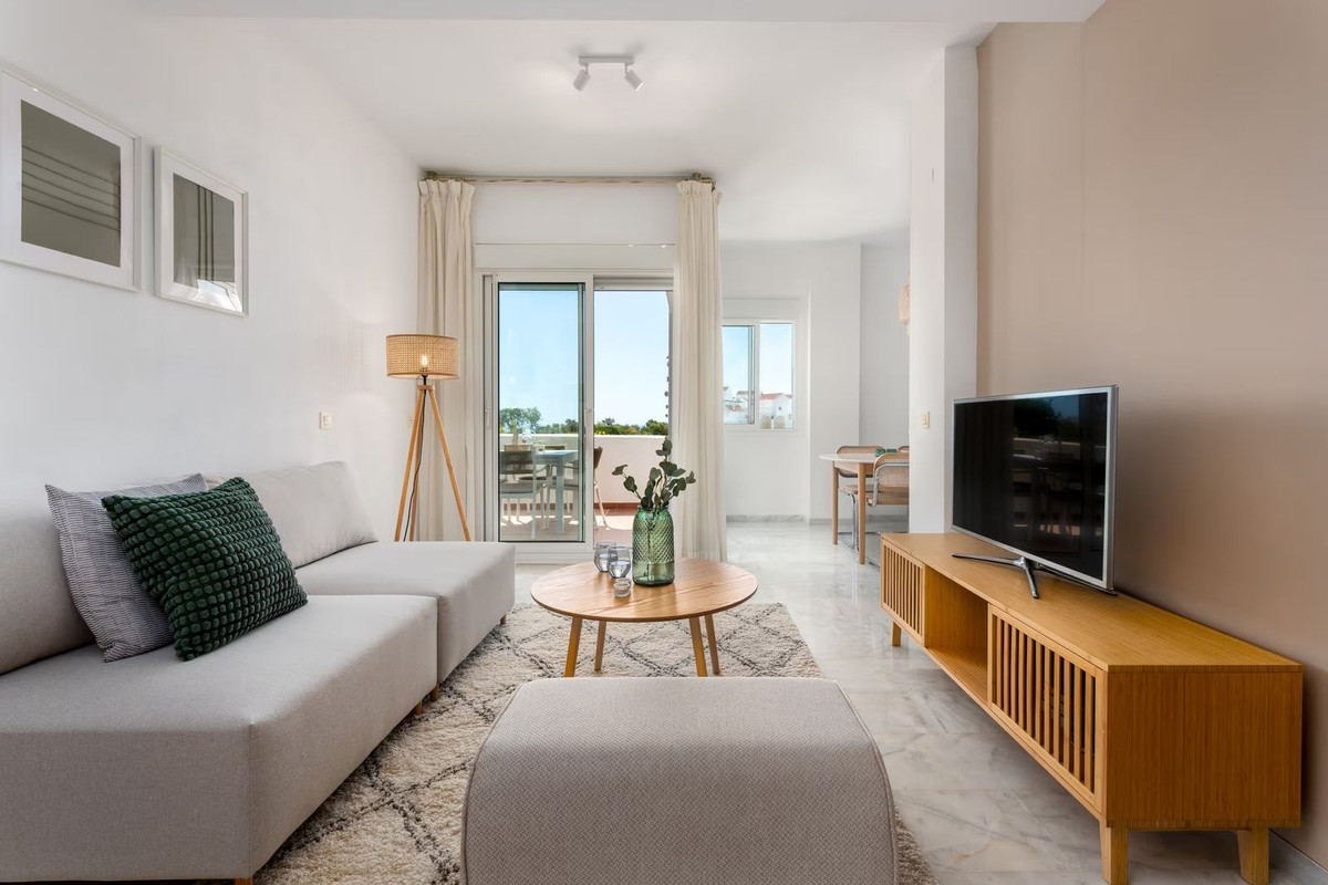 Appartement te koop in Estepona | 2 slaapkamers H5511202
