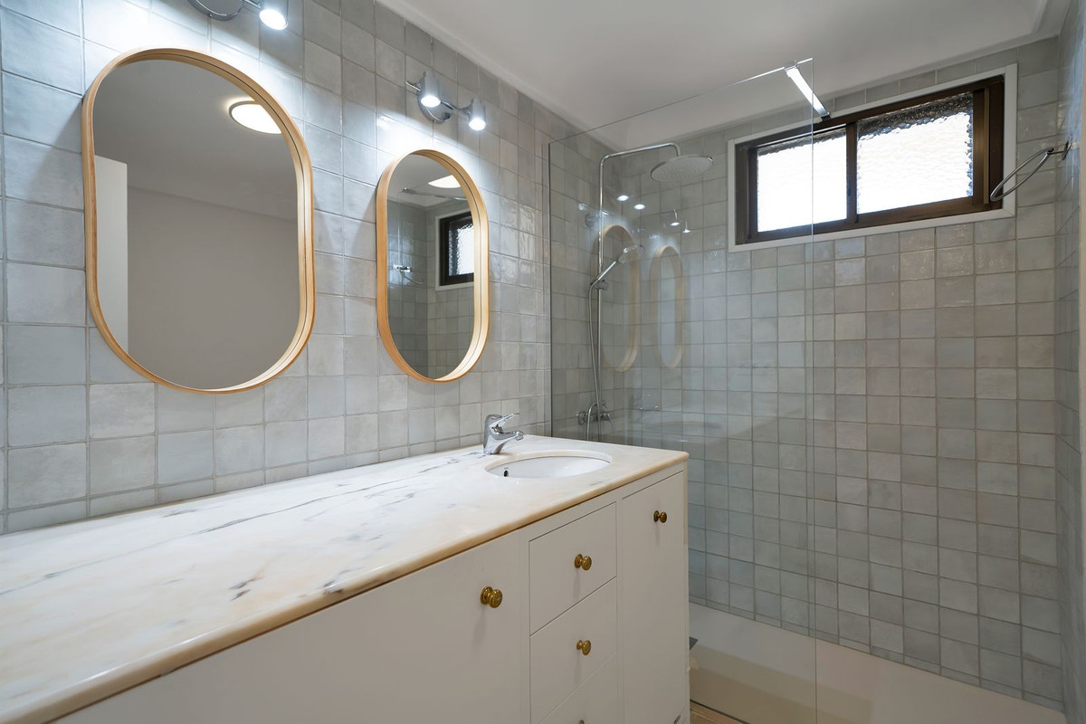 Appartement te koop in Estepona | 1 slaapkamers H5511382