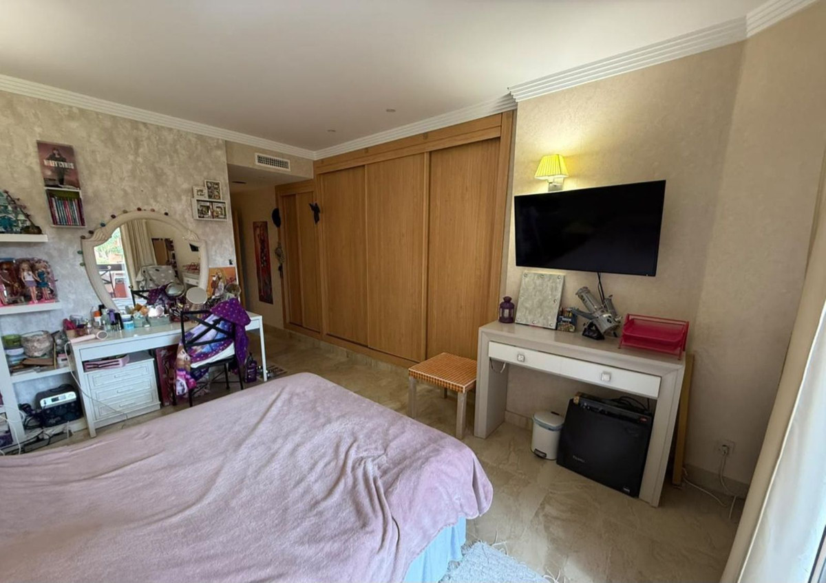 Appartement te koop in Estepona | 2 slaapkamers H5511568