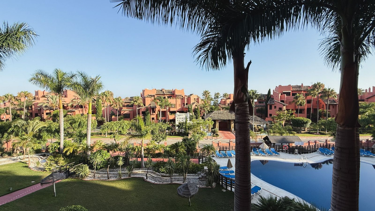 Appartement te koop in Estepona | 2 slaapkamers H5511568