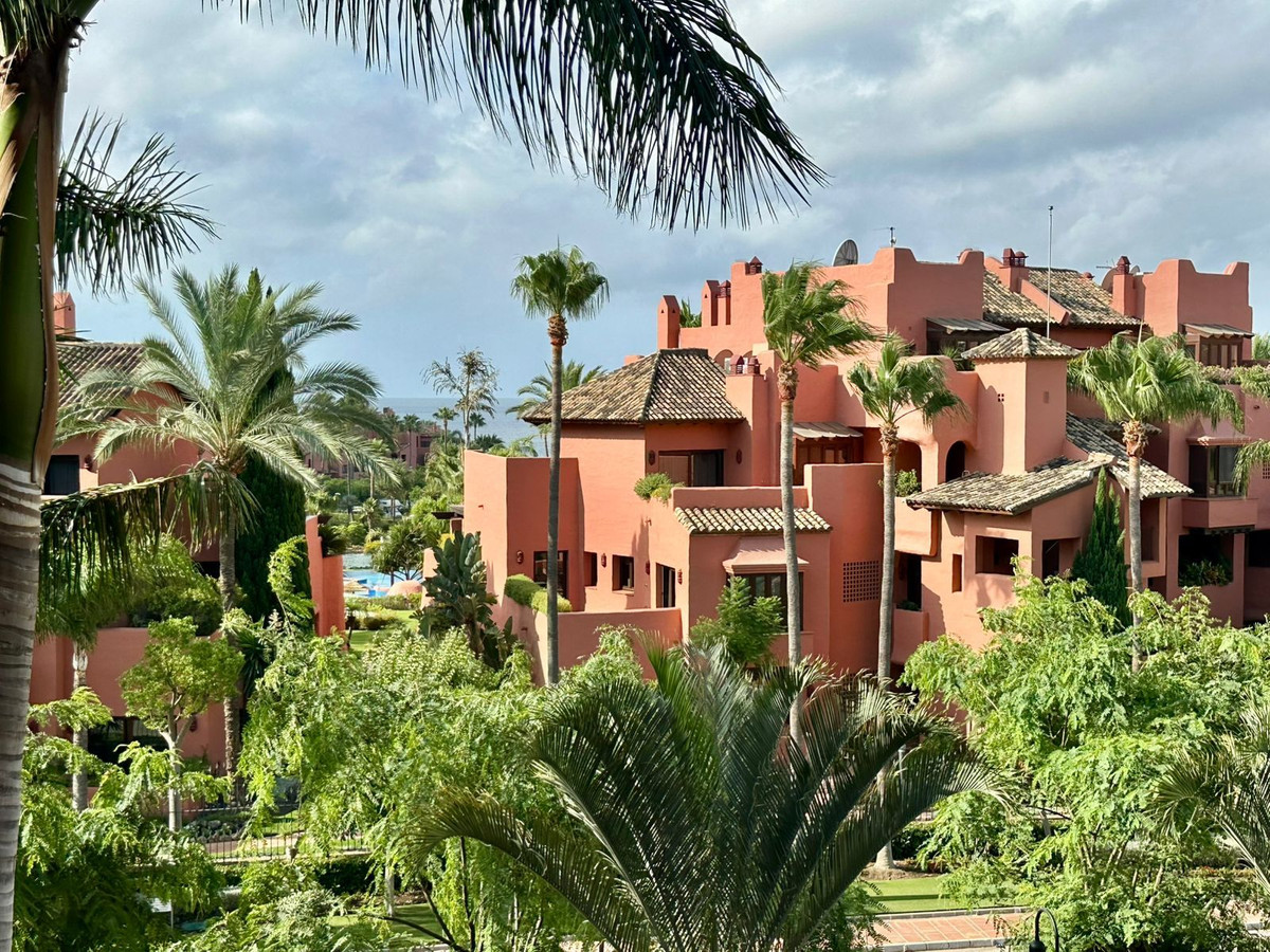 Appartement te koop in Estepona | 2 slaapkamers H5511568
