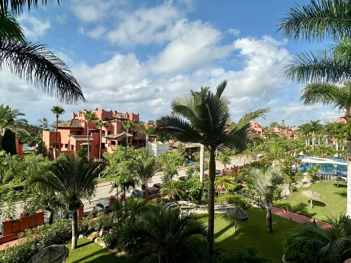 Appartement te koop in Estepona | 2 slaapkamers H5511568