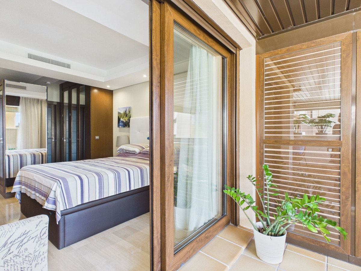Appartement te koop in Estepona | 2 slaapkamers H5511592