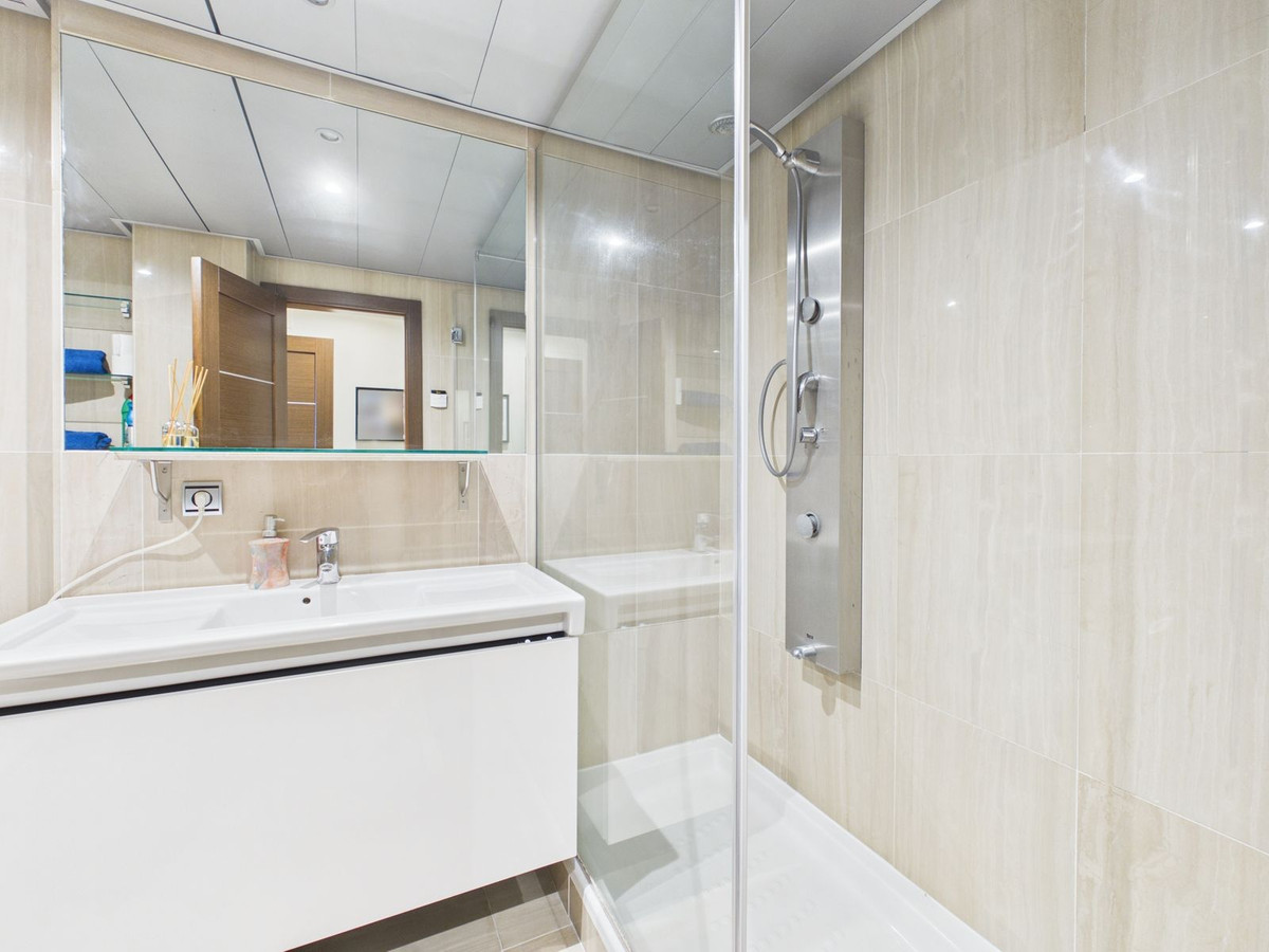 Appartement te koop in Estepona | 2 slaapkamers H5511592