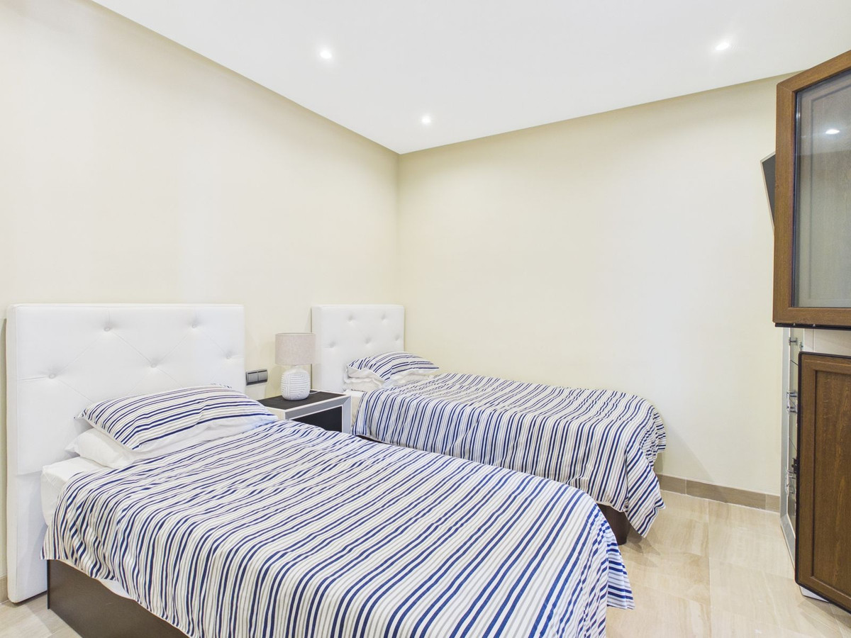 Appartement te koop in Estepona | 2 slaapkamers H5511592