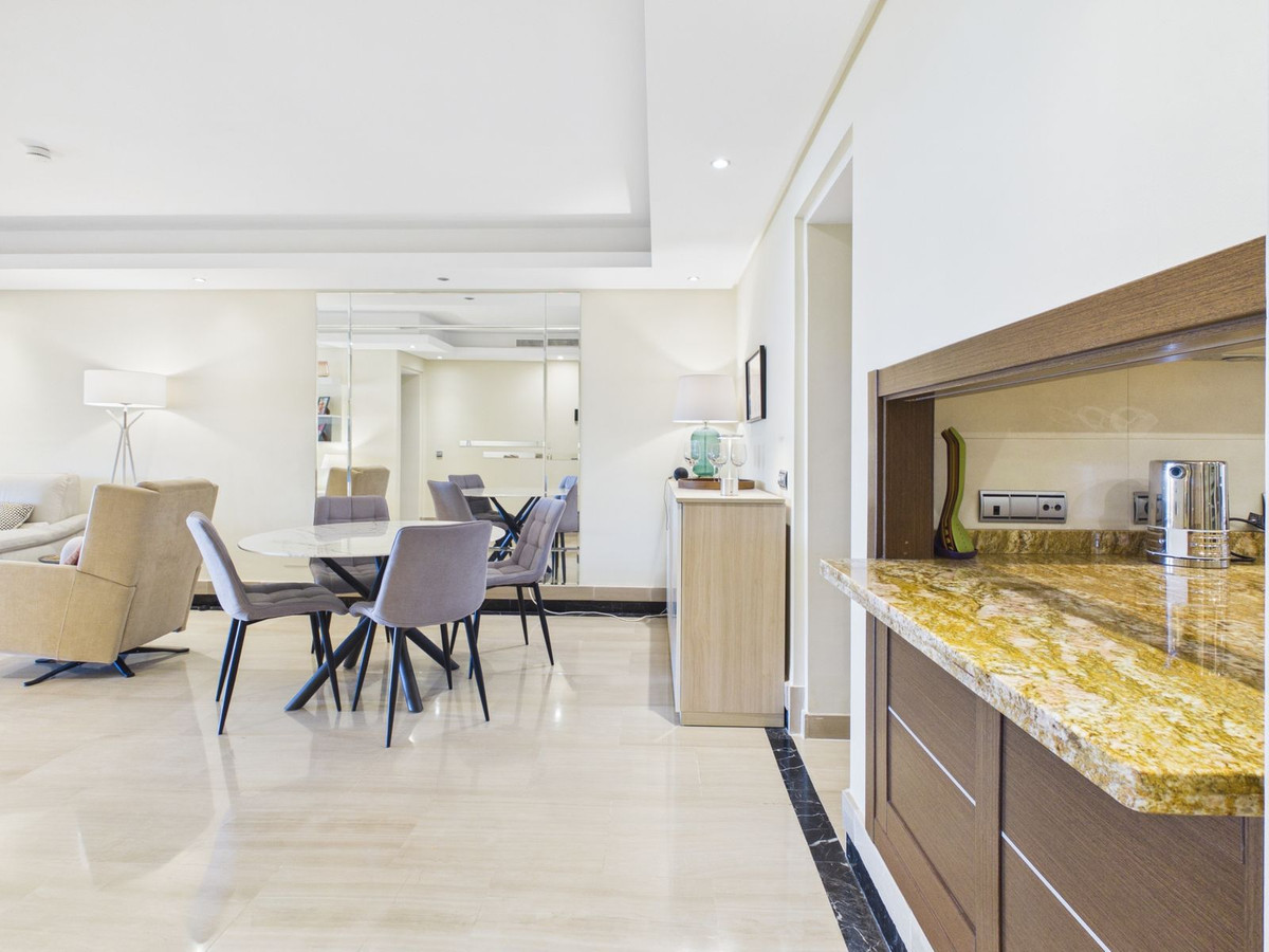Appartement te koop in Estepona | 2 slaapkamers H5511592