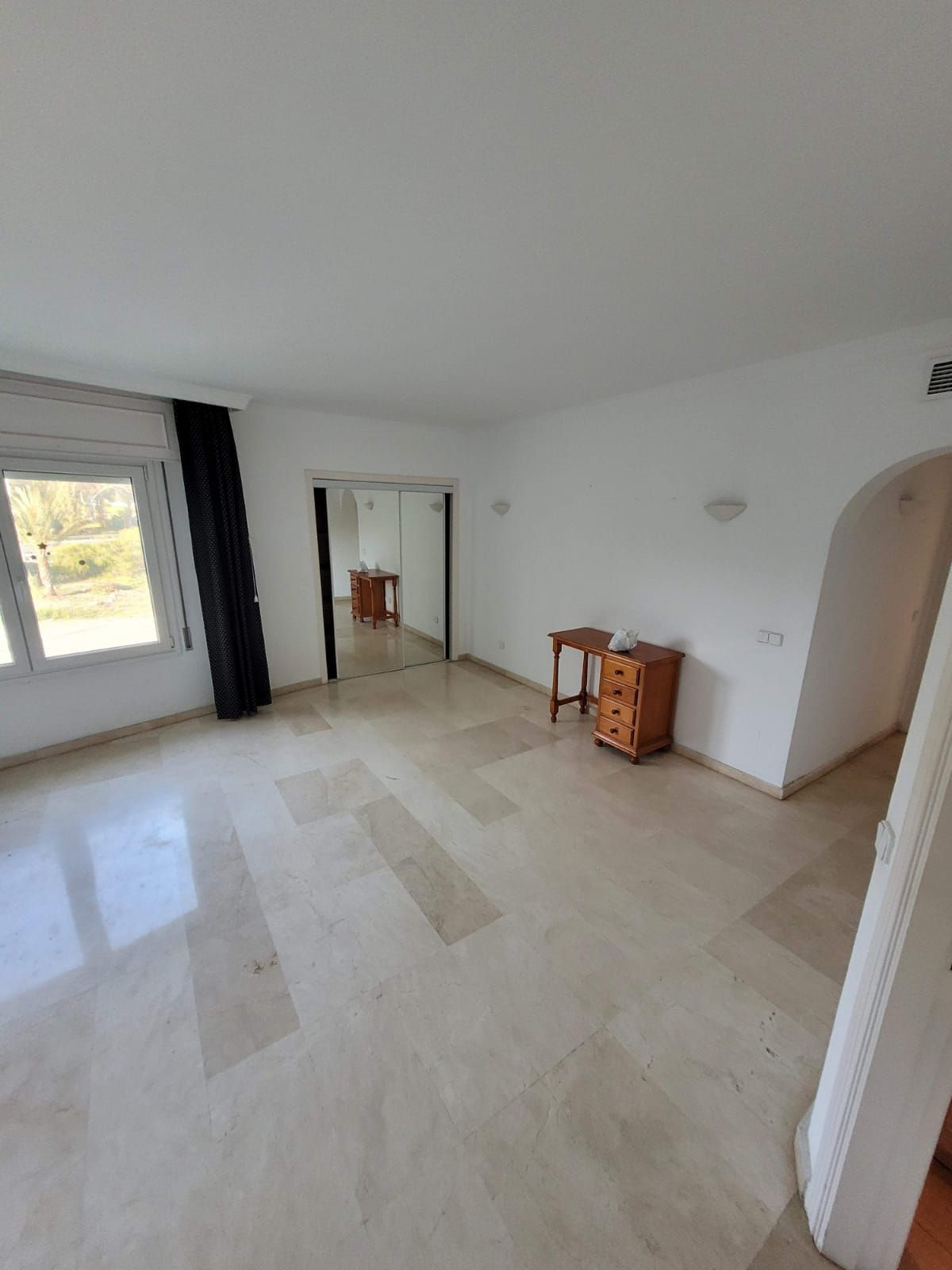 Appartement te koop in Estepona | 3 slaapkamers H5512579