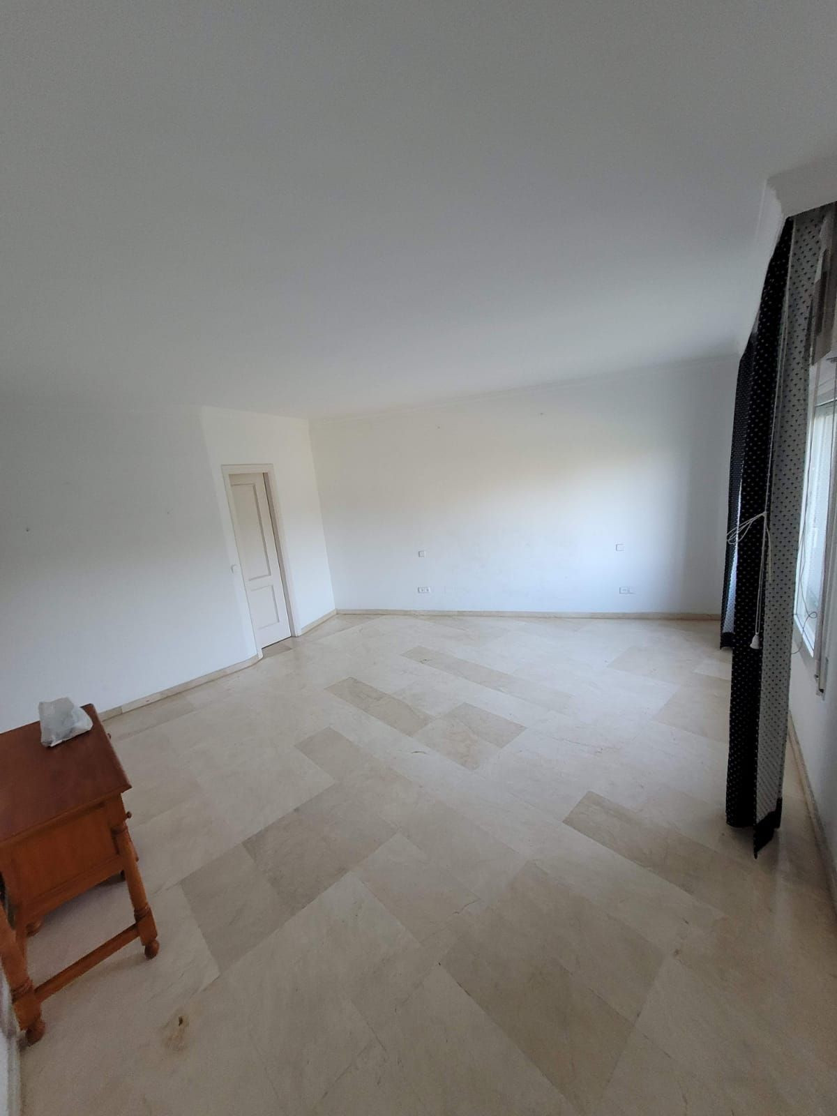 Appartement te koop in Estepona | 3 slaapkamers H5512579