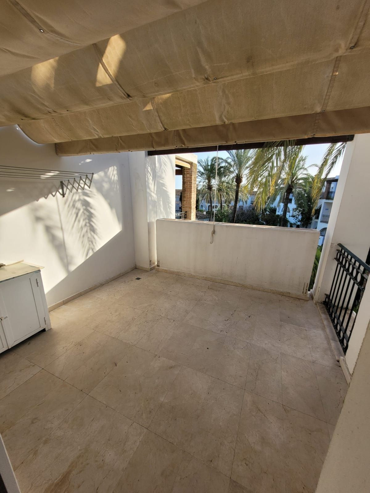 Appartement te koop in Estepona | 3 slaapkamers H5512579