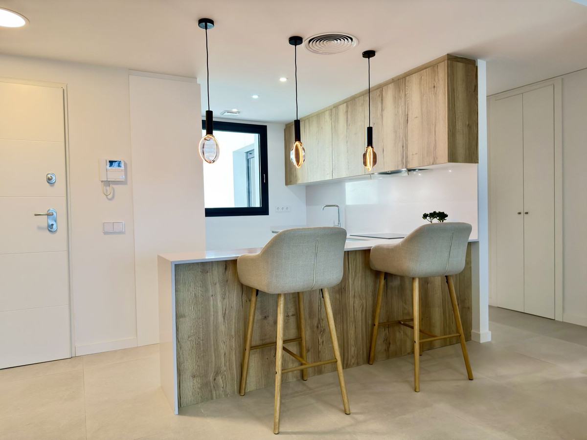 Appartement te koop in Estepona | 2 slaapkamers H5513413