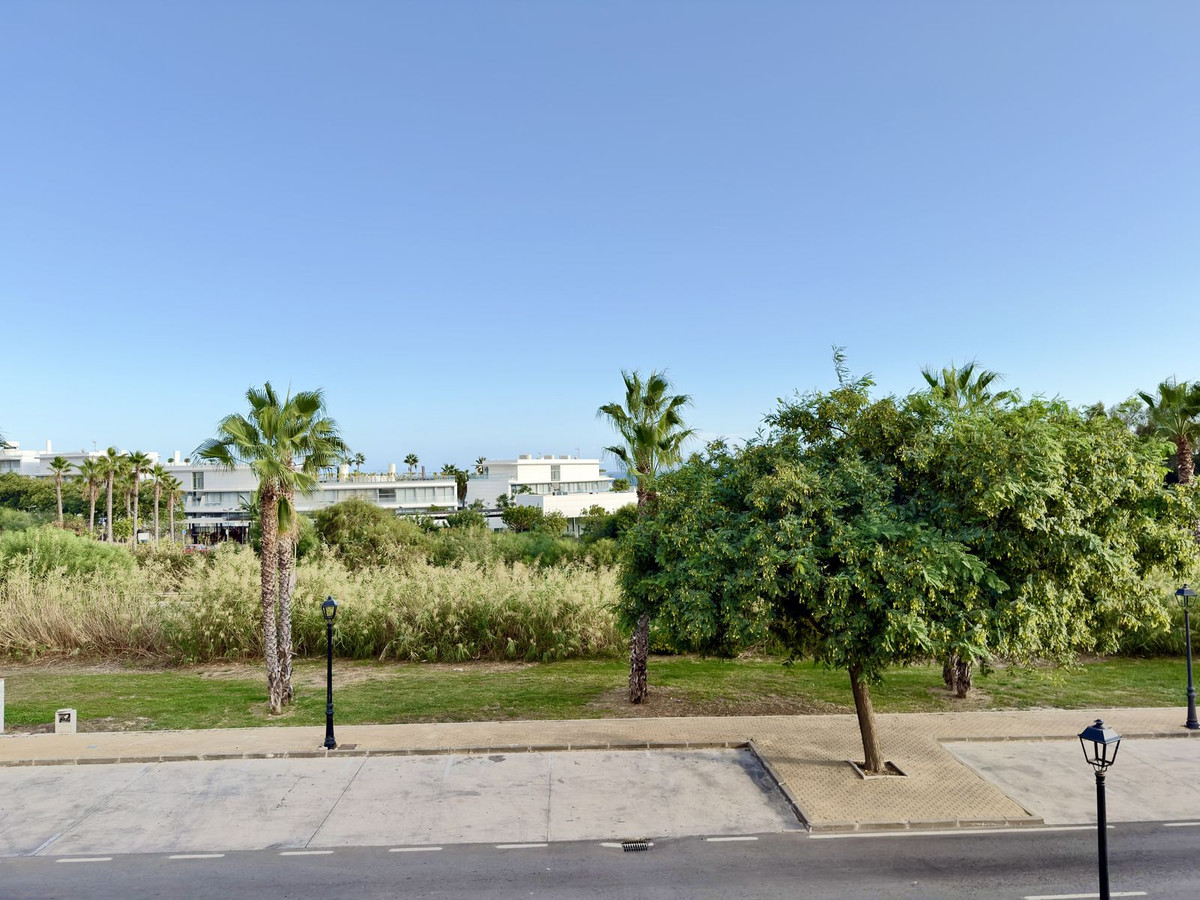 Appartement te koop in Estepona | 2 slaapkamers H5513413