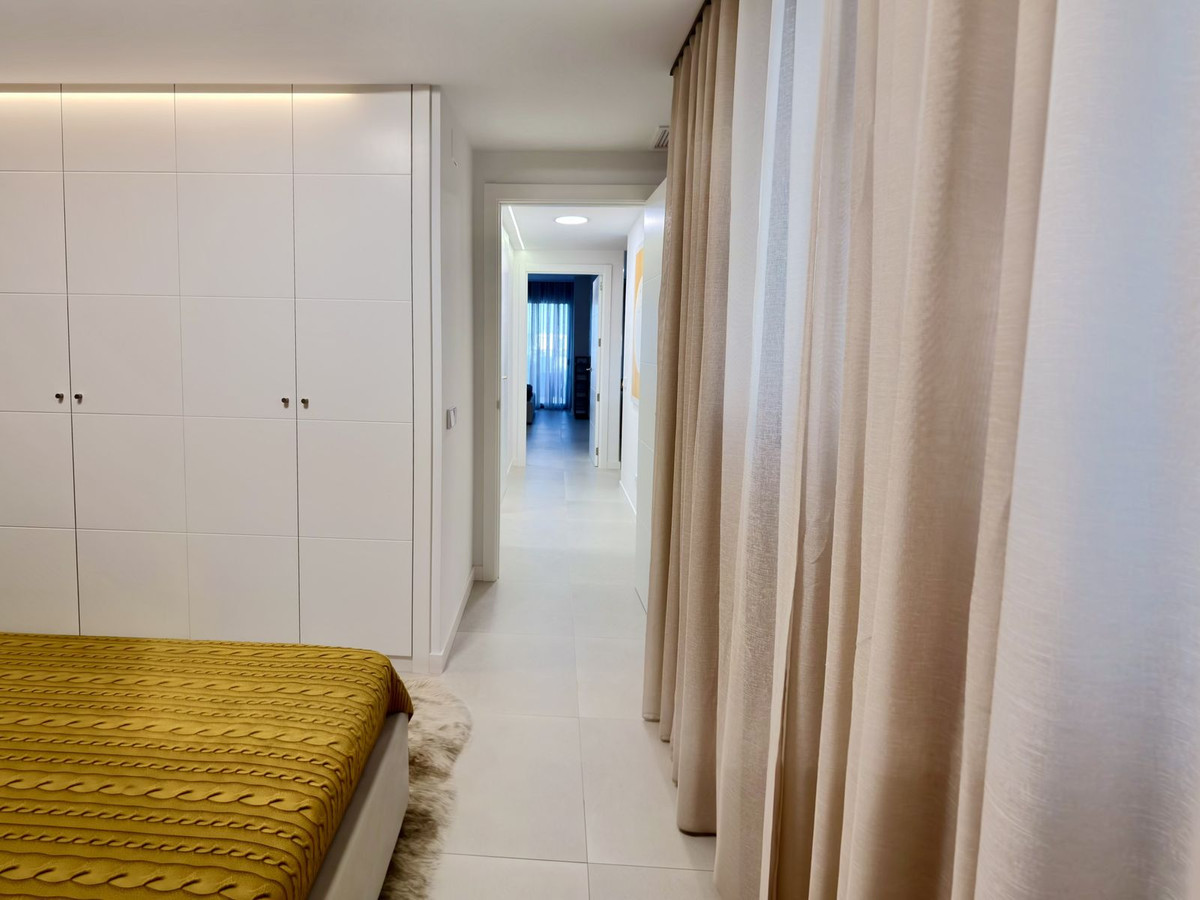 Appartement te koop in Estepona | 2 slaapkamers H5513413
