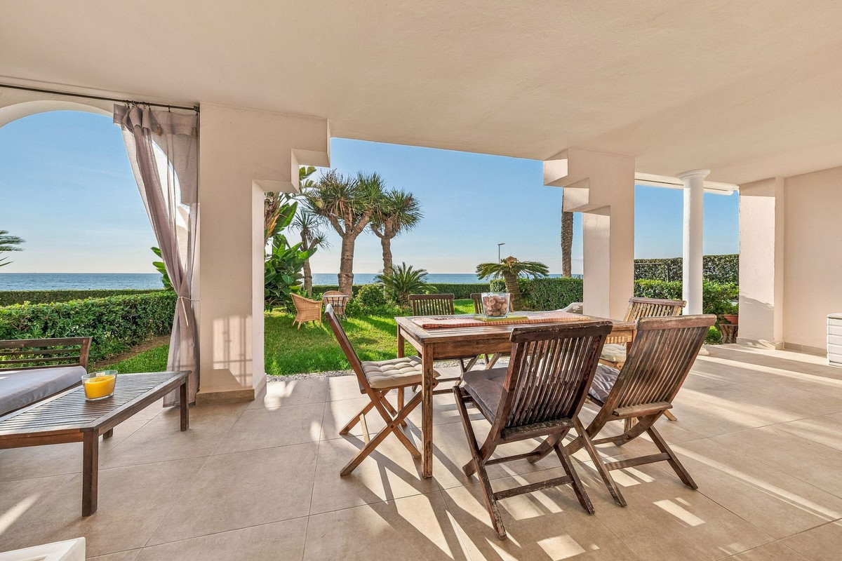 Appartement te koop in Estepona | 3 slaapkamers H5513428
