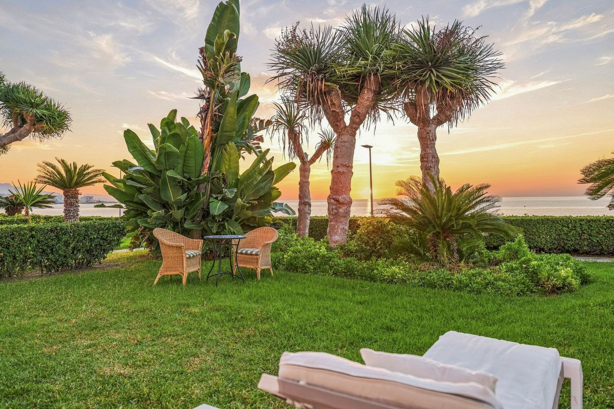 Appartement te koop in Estepona | 3 slaapkamers H5513428